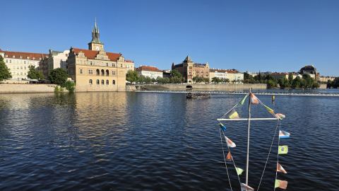 Praha z paluby