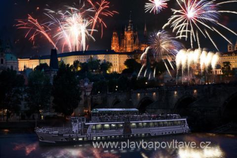 Fotografie z plavby po Vltavě